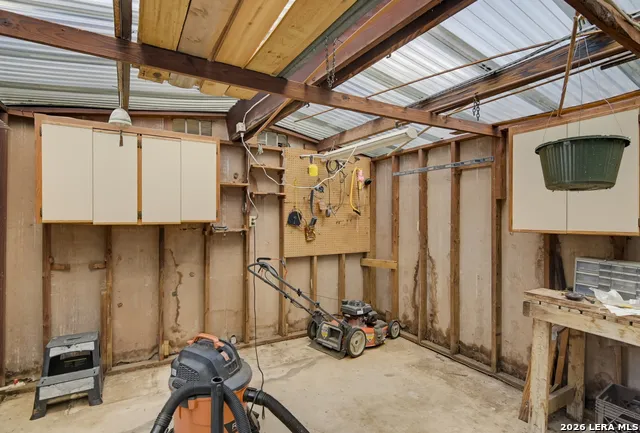 306 Southwick Cir Seguin, TX 78155