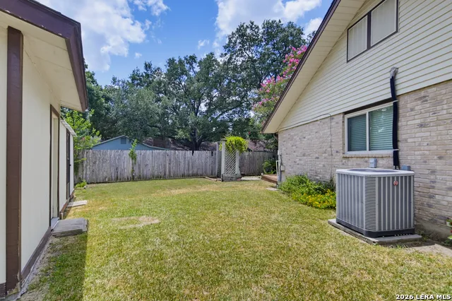 306 Southwick Cir Seguin, TX 78155