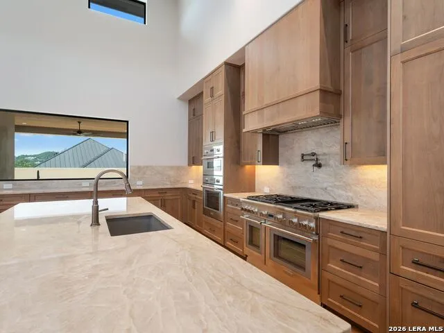 2 Dominion Vista San Antonio, TX 78257