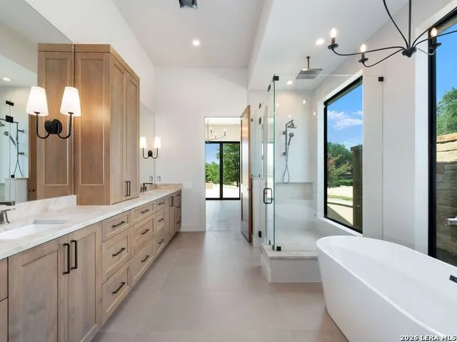 2 Dominion Vista San Antonio, TX 78257