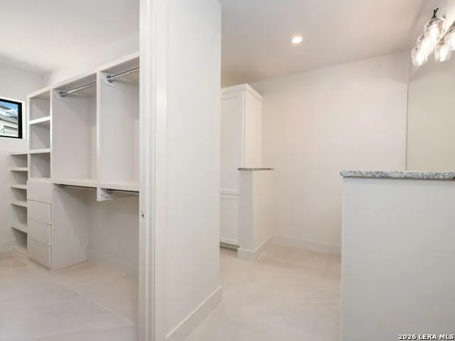 2 Dominion Vista San Antonio, TX 78257