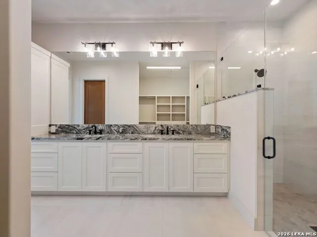 2 Dominion Vista San Antonio, TX 78257