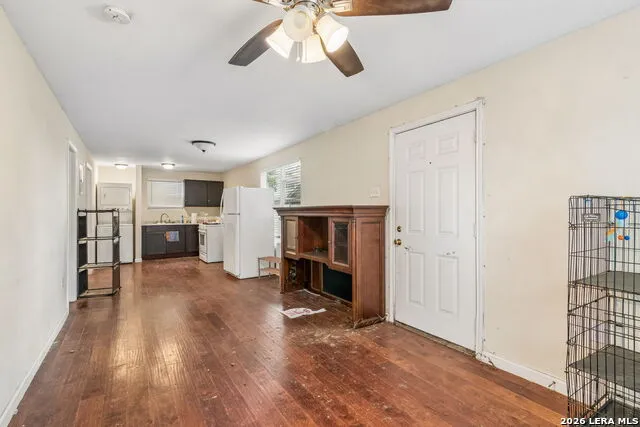 1032 W Woodlawn San Antonio, TX 78201