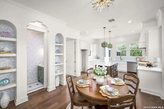1005 12TH ST Blanco, TX 78606