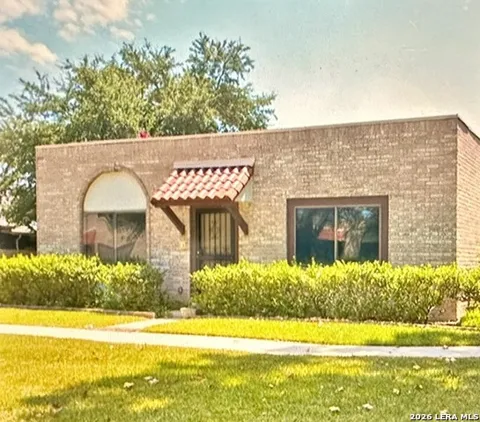 10939 Crown Park