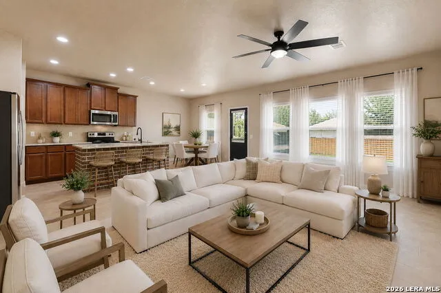 344 MORGAN RUN Cibolo, TX 78108