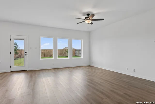 12102 Vista Flats Live Oak, TX 78233