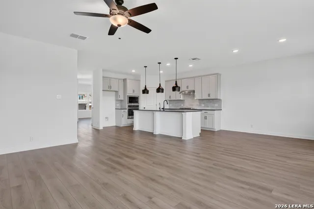 12102 Vista Flats Live Oak, TX 78233