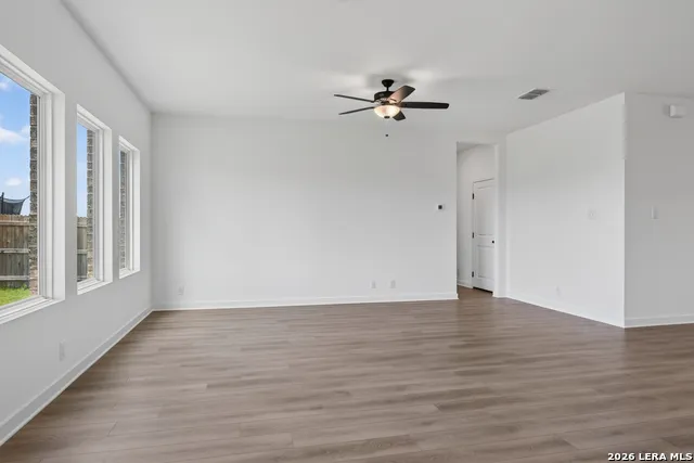 12102 Vista Flats Live Oak, TX 78233