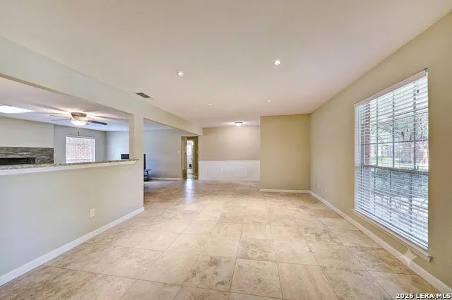 8715 Teal Windcrest, TX 78239