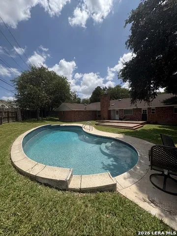 8715 Teal Windcrest, TX 78239