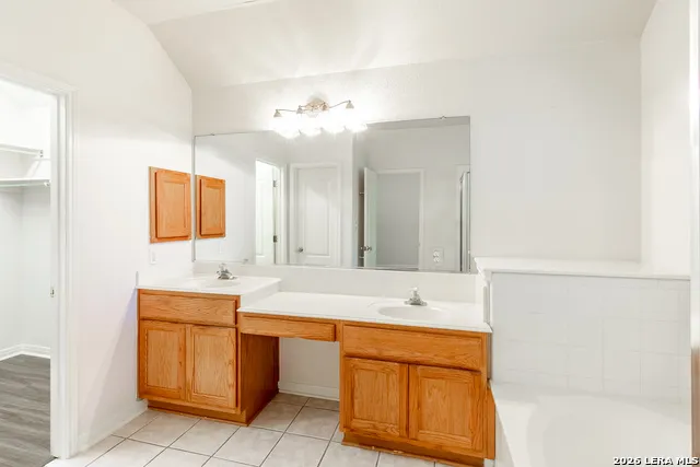 548 THURBER DR Schertz, TX 78154