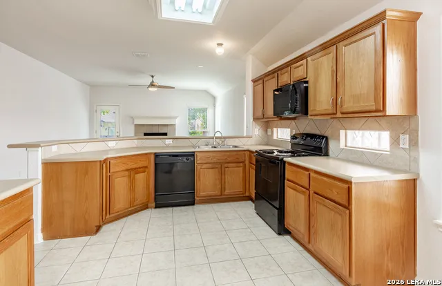 548 THURBER DR Schertz, TX 78154