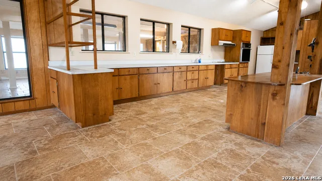 2307 Cr 359 Utopia, TX 78884