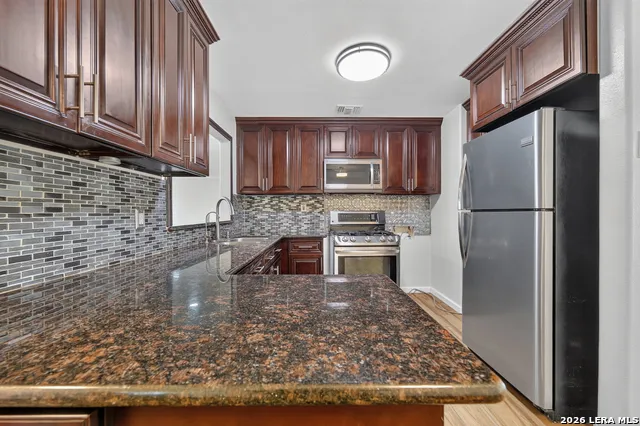 1603 Arroya Vista San Antonio, TX 78213