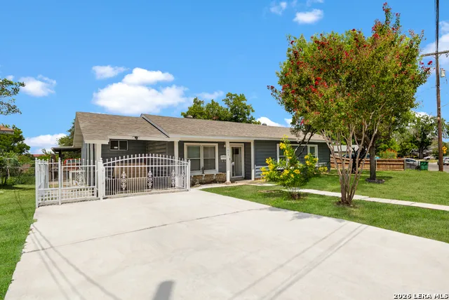 1603 Arroya Vista San Antonio, TX 78213