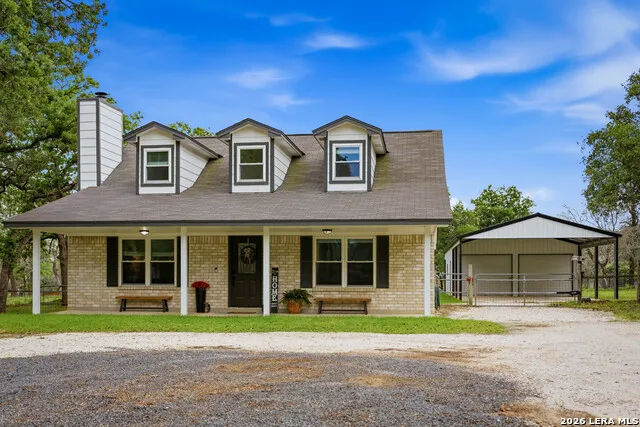 206 S Palo Alto Drive Floresville, TX 78114
