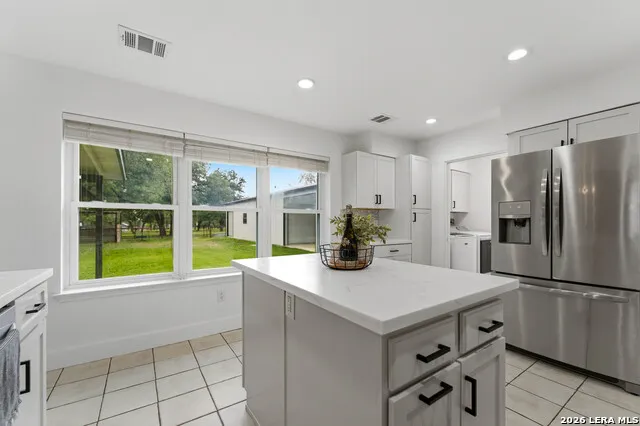 206 S Palo Alto Drive Floresville, TX 78114