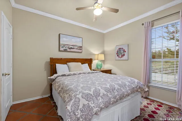 1040 County Road 2720 Mico, TX 78056