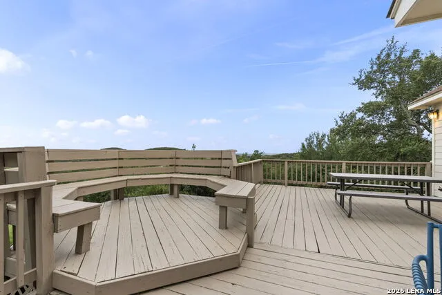 1040 County Road 2720 Mico, TX 78056