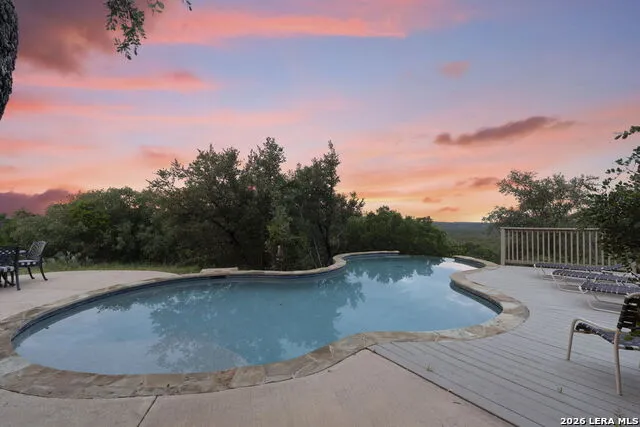 1040 County Road 2720 Mico, TX 78056