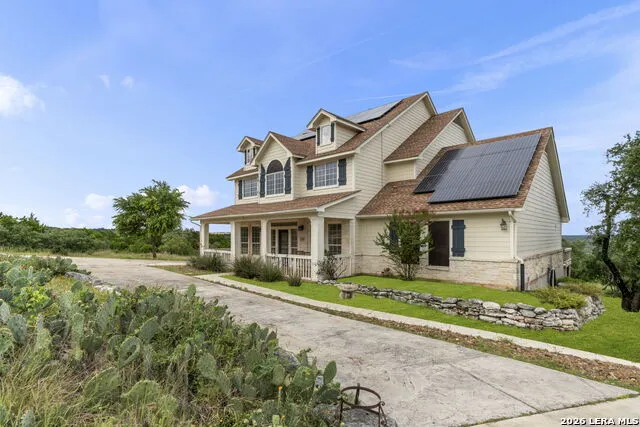 1040 County Road 2720 Mico, TX 78056