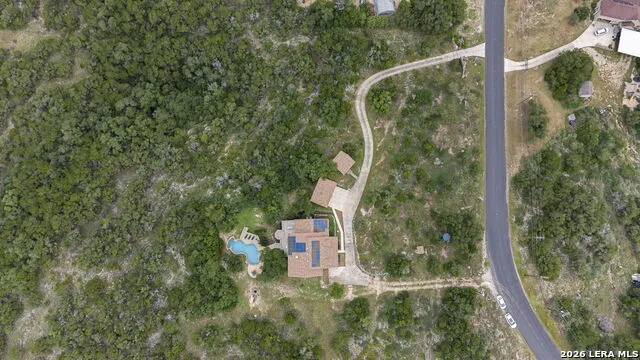 1040 County Road 2720 Mico, TX 78056