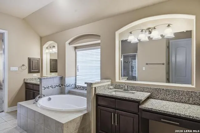 287 Cascade Trail Castroville, TX 78009