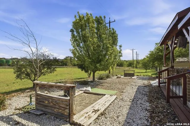 287 Cascade Trail Castroville, TX 78009