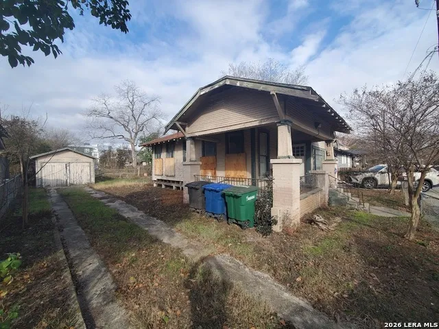 311 S Monumental Street San Antonio, TX 78203