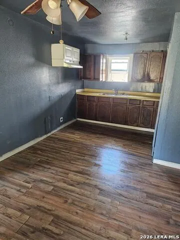 701 roosevelt Longview, TX 75601