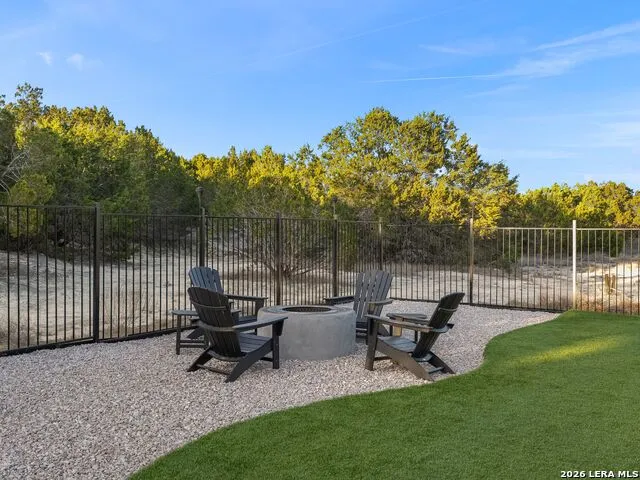 1709 Paradise Pkwy Canyon Lake, TX 78133