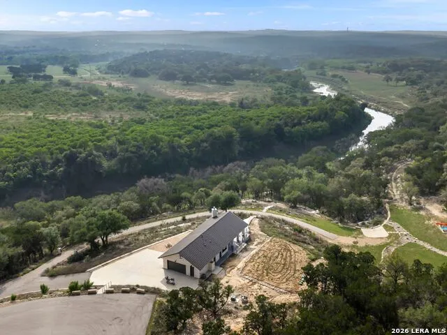 1709 Paradise Pkwy Canyon Lake, TX 78133