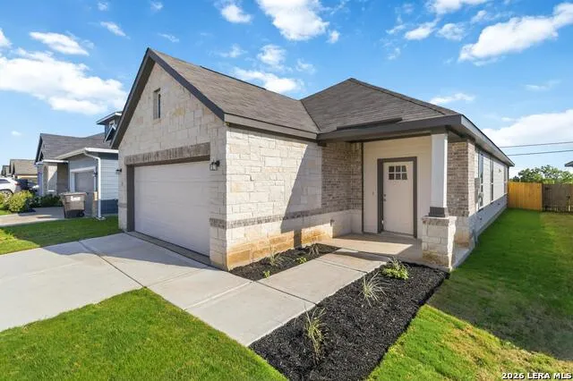 11122 Schmidt Lane Converse, TX 78109