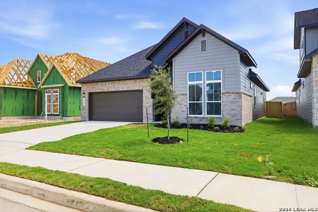 10262 Bartenheim Drive Schertz, TX 78154