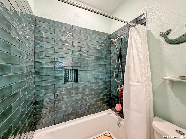 2872 Lakeview Canyon Lake, TX 78133