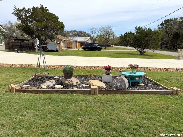 2872 Lakeview Canyon Lake, TX 78133