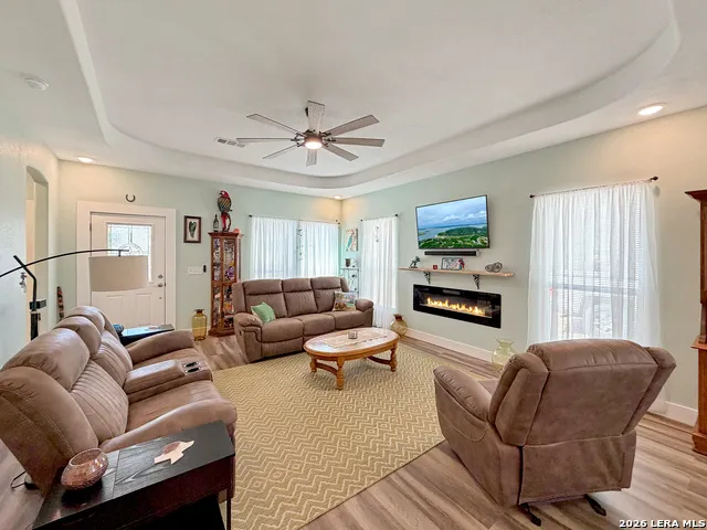 2872 Lakeview Canyon Lake, TX 78133