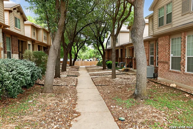 2608 Grayson Way San Antonio, TX 78232