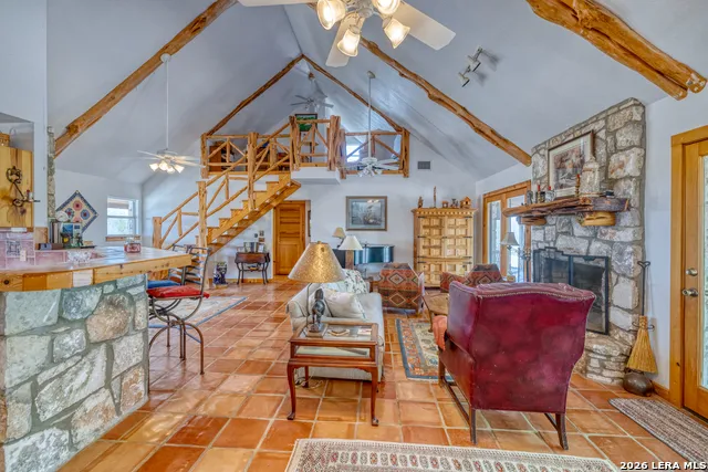 2292 County Road 400 Uvalde, TX 78801