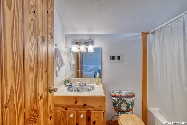 2292 County Road 400 Uvalde, TX 78801