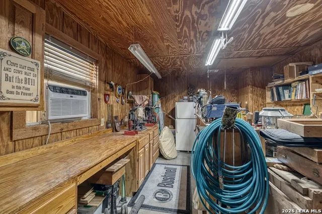 2292 County Road 400 Uvalde, TX 78801