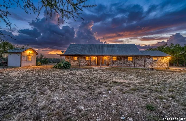 2292 County Road 400 Uvalde, TX 78801