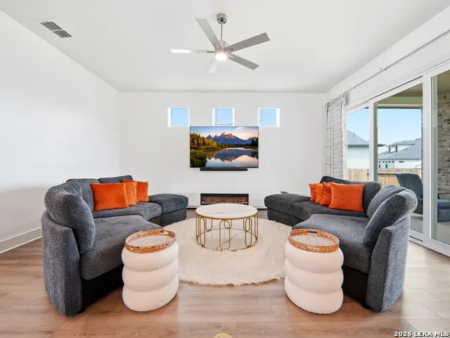 532 Caliban Cibolo, TX 78108