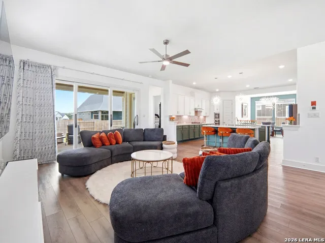 532 Caliban Cibolo, TX 78108