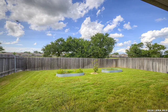 809 Nodding Nixie Seguin, TX 78155