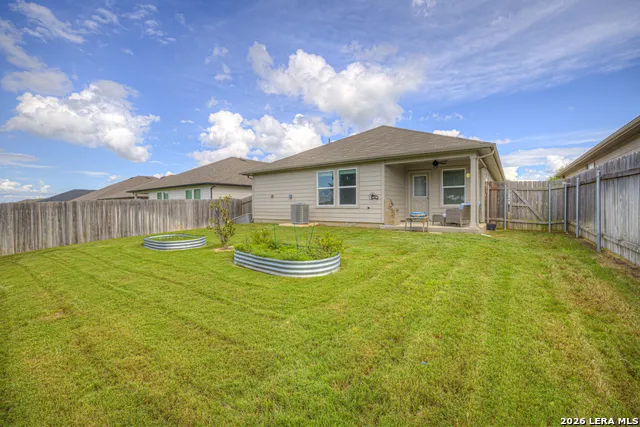 809 Nodding Nixie Seguin, TX 78155