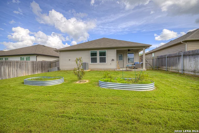 809 Nodding Nixie Seguin, TX 78155