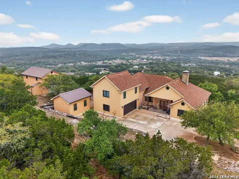 1076 SADDLEBACK RIDGE TRL