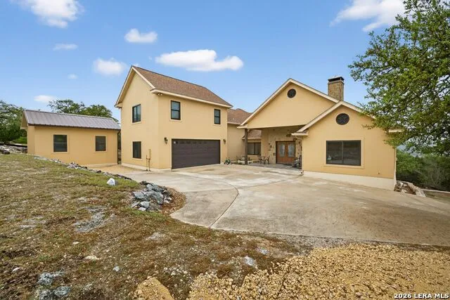 1076 SADDLEBACK RIDGE TRL Bandera, TX 78003